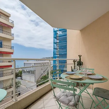 Beautiful 1 Bedroom Flat , 20 M From The Beach, Ac And Private Garage Apartamento
