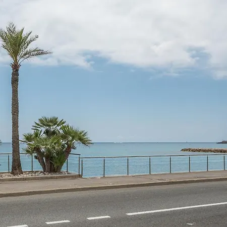 Beautiful 1 Bedroom Flat , 20 M From The Beach, Ac And Private Garage Apartamento *